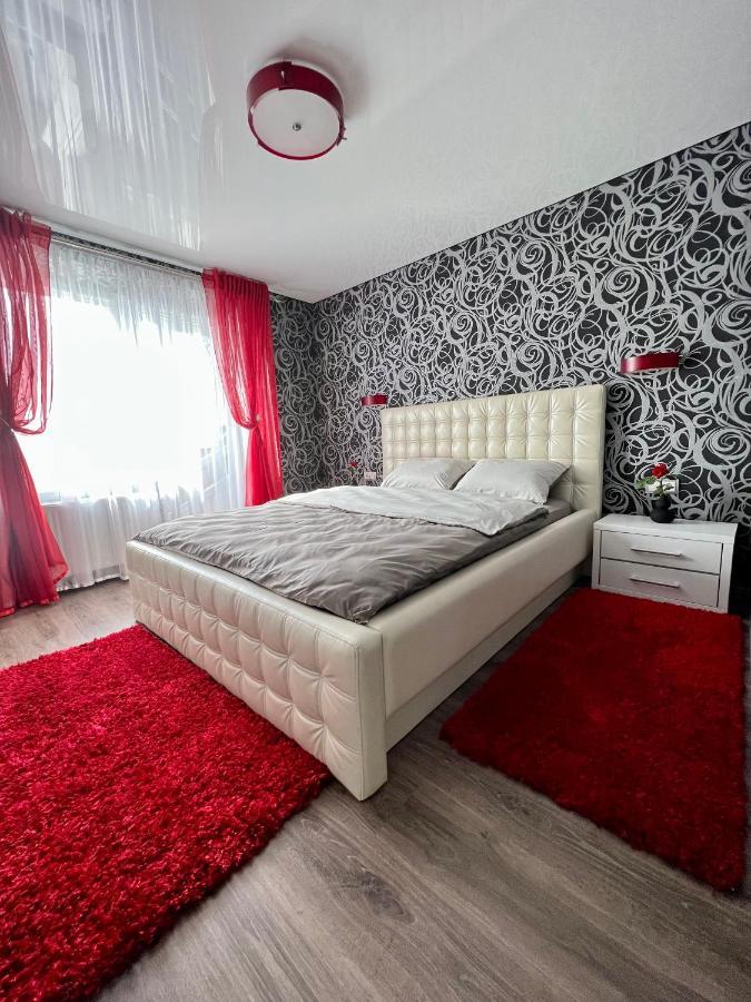 Relax. Просторі Та Затишні Апартаменти Ternopil Eksteriør billede