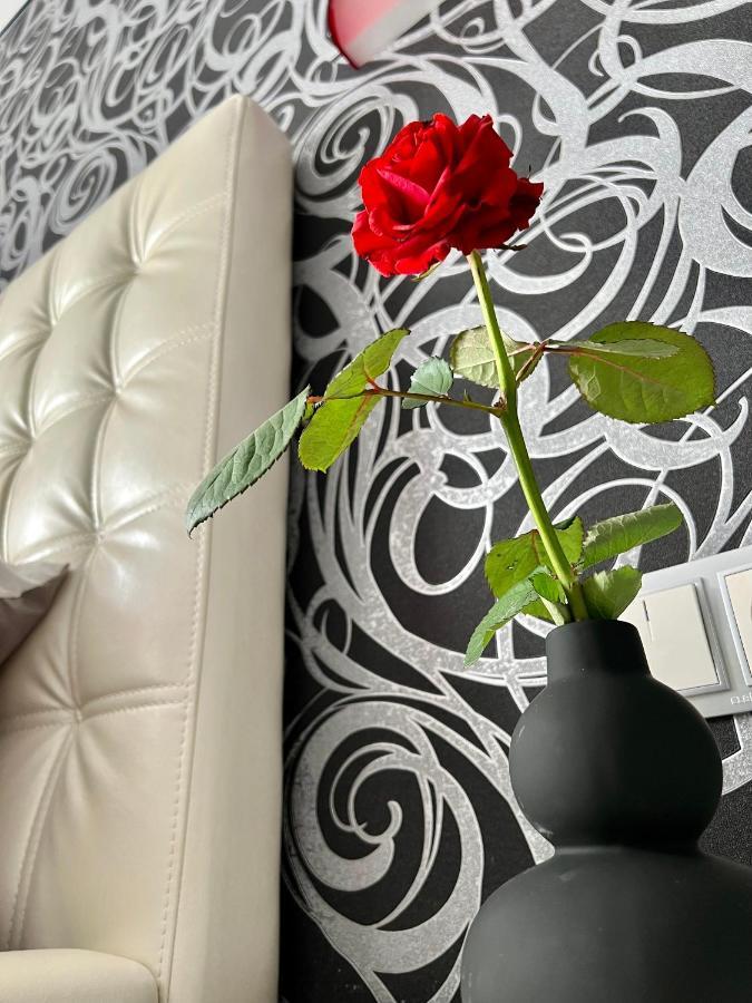 Relax. Просторі Та Затишні Апартаменти Ternopil Eksteriør billede