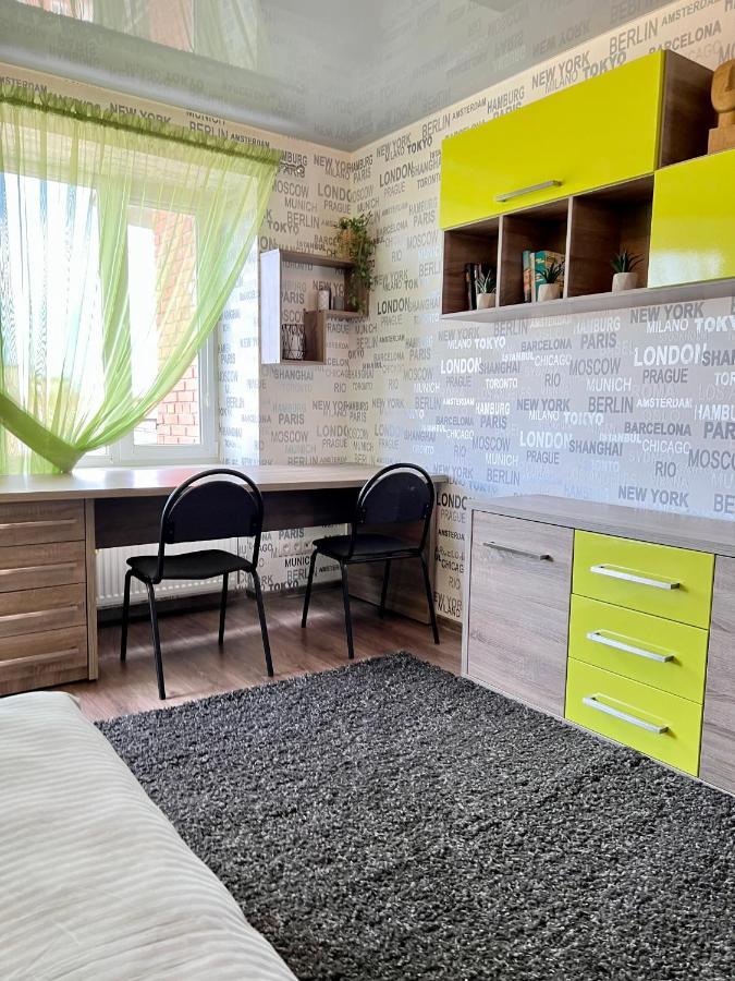 Relax. Просторі Та Затишні Апартаменти Ternopil Eksteriør billede